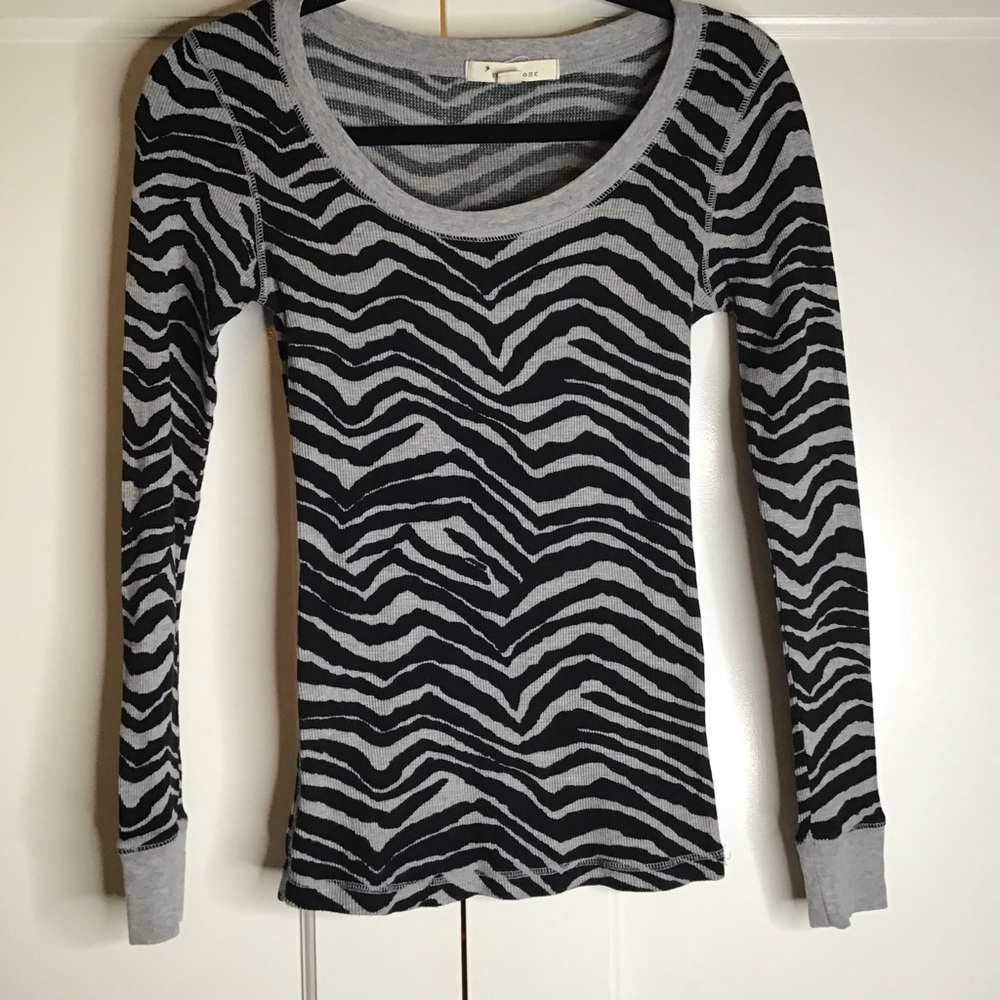 Long sleeve thermal top